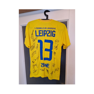 Trikot 1. FC Lok Leipzig mit Unterschriften