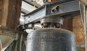 Bau eines Glockenstuhls aus Holz